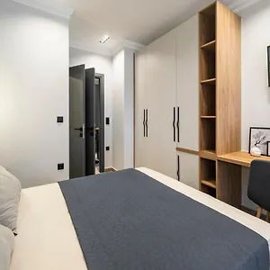 apt-ares-penthouse.hotelschalkidiki.net/